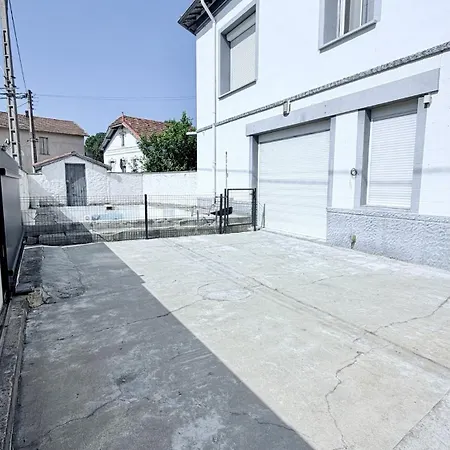 Apartment Joli T3 Climatise Avec Exterieur *